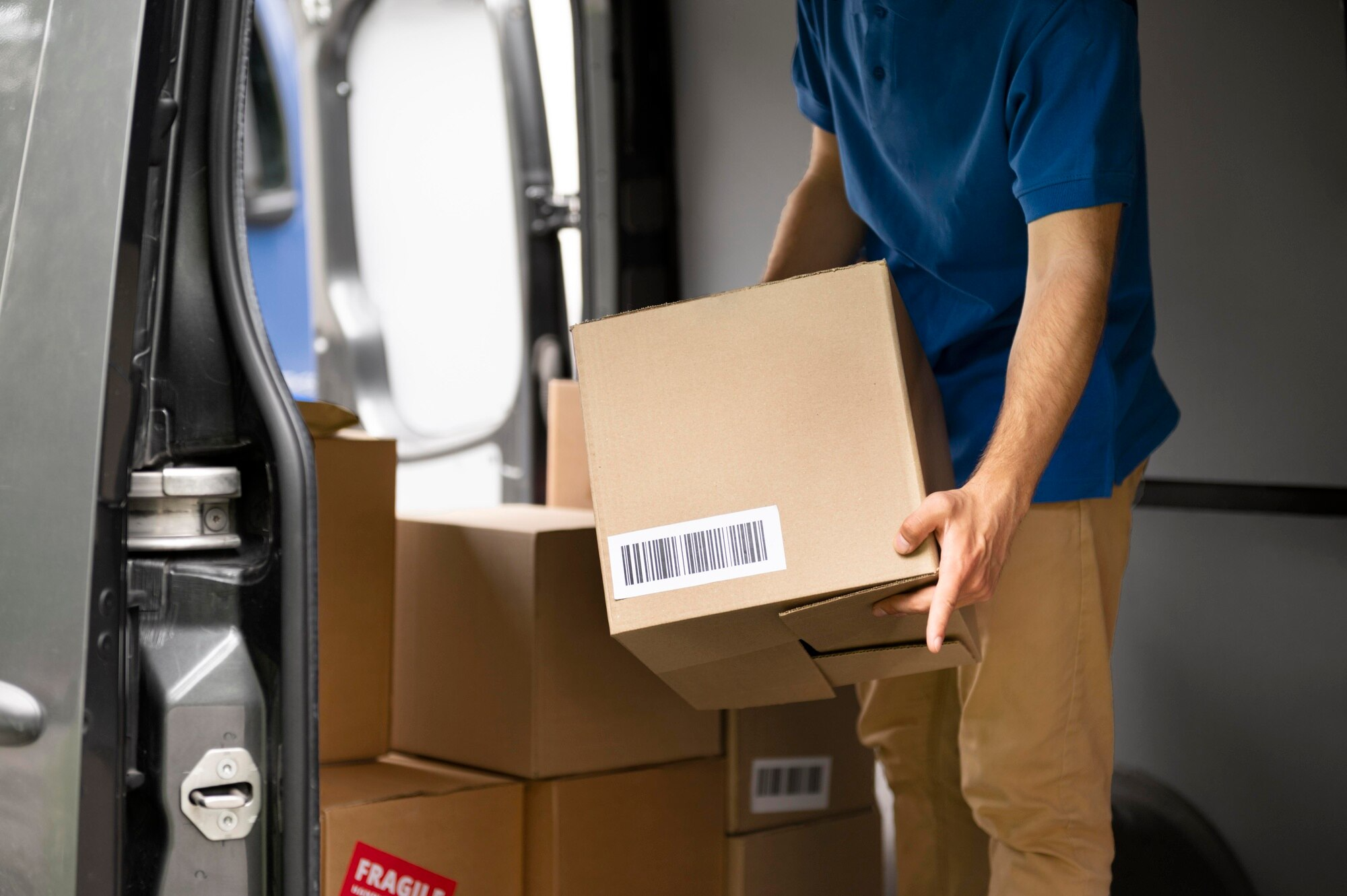 Parcel & Courier Services